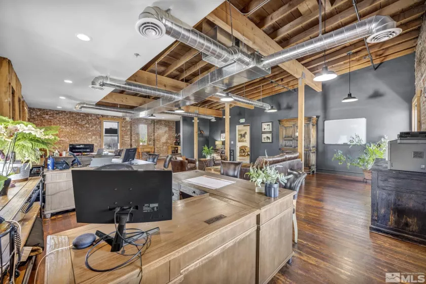 1453 HWY 395, Gardnerville, Nevada 89410, ,Commercial Sale,Residential,HWY 395,250005681