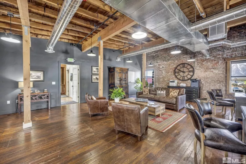 1453 HWY 395, Gardnerville, Nevada 89410, ,Commercial Sale,Residential,HWY 395,250005681