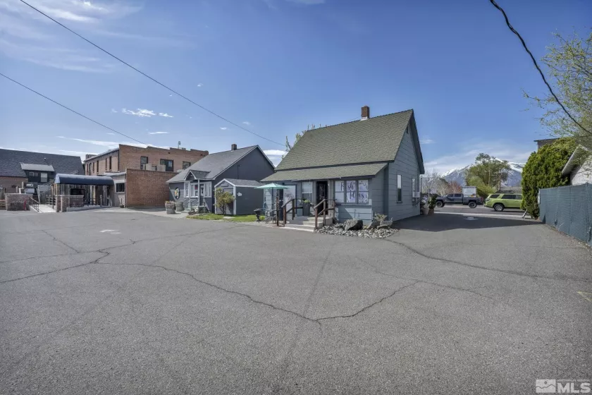 1453 HWY 395, Gardnerville, Nevada 89410, ,Commercial Sale,Residential,HWY 395,250005681