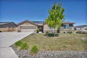 1165 Mallard Crest, Sparks, Nevada 89441, 4 Bedrooms Bedrooms, ,3 BathroomsBathrooms,Residential,Residential,Mallard Crest,250050577