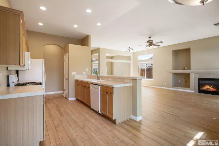 607 Sunrise, Dayton, Nevada 89403, 3 Bedrooms Bedrooms, ,2 BathroomsBathrooms,Residential,Residential,Sunrise,250006377