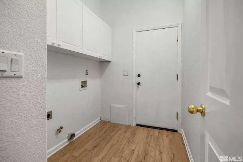 607 Sunrise, Dayton, Nevada 89403, 3 Bedrooms Bedrooms, ,2 BathroomsBathrooms,Residential,Residential,Sunrise,250006377