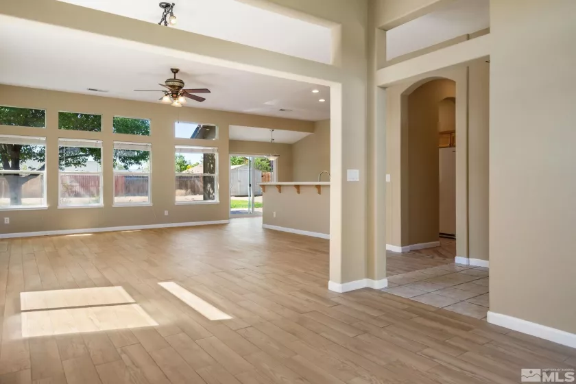 607 Sunrise, Dayton, Nevada 89403, 3 Bedrooms Bedrooms, ,2 BathroomsBathrooms,Residential,Residential,Sunrise,250006377