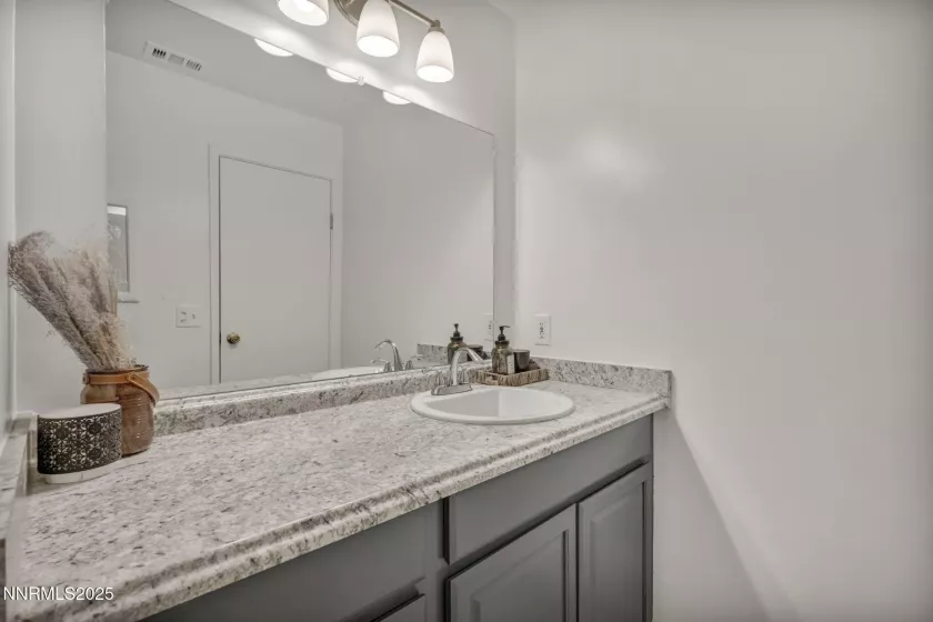 1041 Baywood, Sparks, Nevada 89434, 3 Bedrooms Bedrooms, ,1 BathroomBathrooms,Residential,Residential,Baywood,250051743