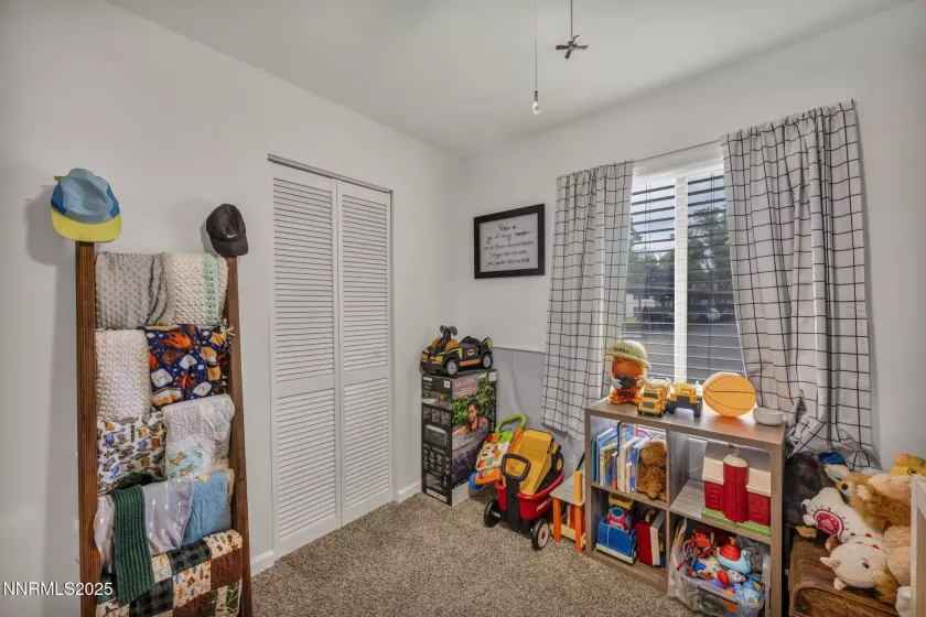 1041 Baywood, Sparks, Nevada 89434, 3 Bedrooms Bedrooms, ,1 BathroomBathrooms,Residential,Residential,Baywood,250051743