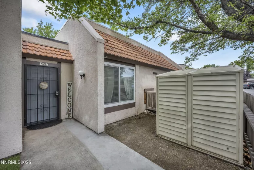 1041 Baywood, Sparks, Nevada 89434, 3 Bedrooms Bedrooms, ,1 BathroomBathrooms,Residential,Residential,Baywood,250051743