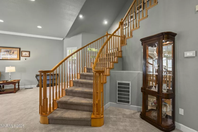6694 Aston, Sparks, Nevada 89436, 3 Bedrooms Bedrooms, ,4 BathroomsBathrooms,Residential,Residential,Aston,250051744