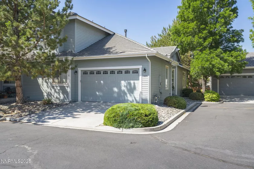 6694 Aston, Sparks, Nevada 89436, 3 Bedrooms Bedrooms, ,4 BathroomsBathrooms,Residential,Residential,Aston,250051744