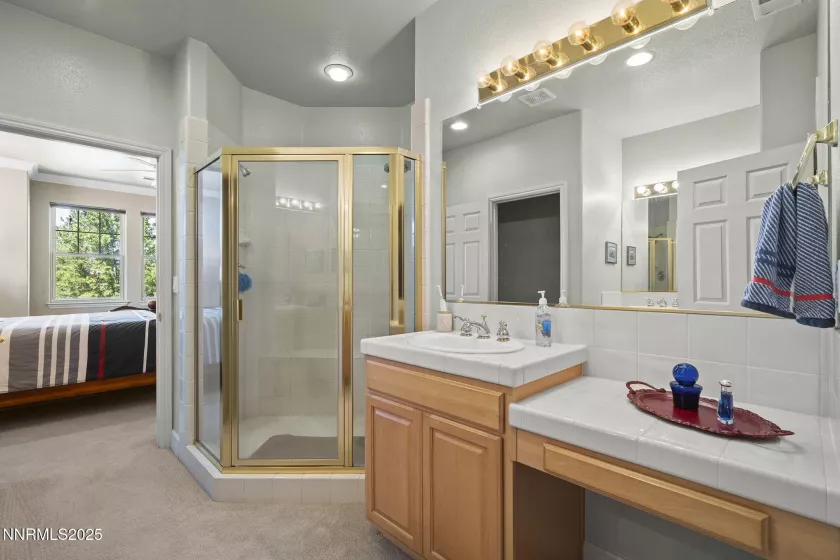 6694 Aston, Sparks, Nevada 89436, 3 Bedrooms Bedrooms, ,4 BathroomsBathrooms,Residential,Residential,Aston,250051744