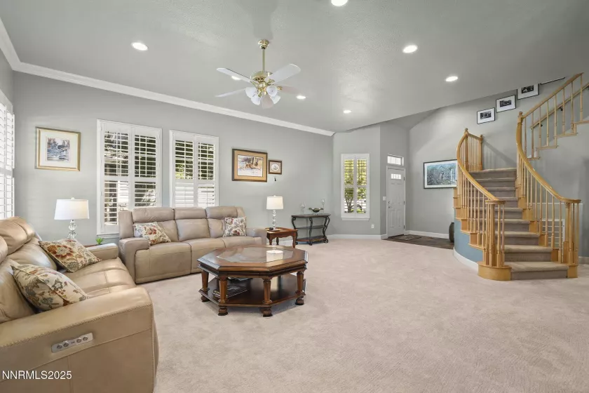 6694 Aston, Sparks, Nevada 89436, 3 Bedrooms Bedrooms, ,4 BathroomsBathrooms,Residential,Residential,Aston,250051744