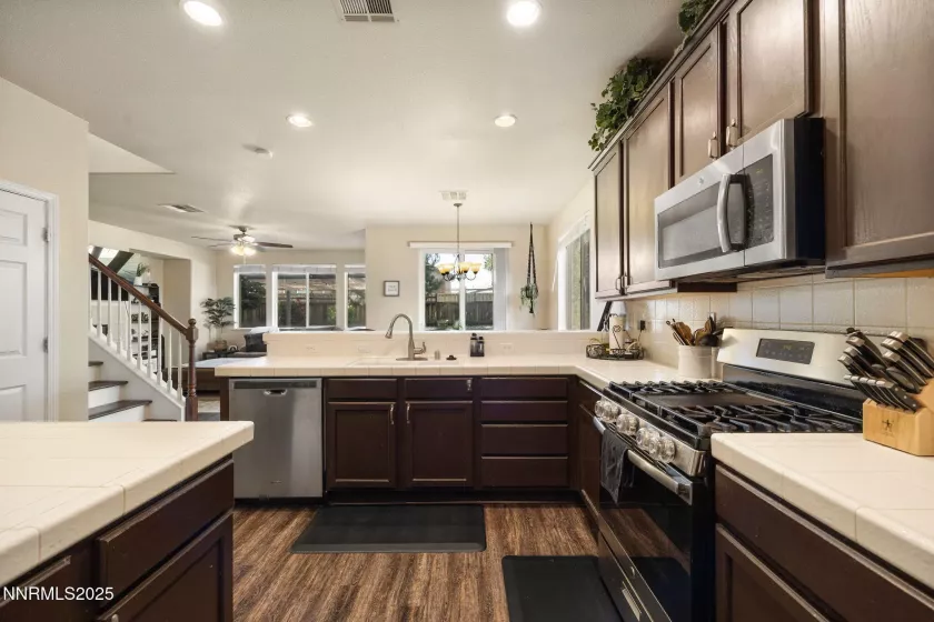 3818 Allegrini, Sparks, Nevada 89436, 4 Bedrooms Bedrooms, ,3 BathroomsBathrooms,Residential,Residential,Allegrini,250051746