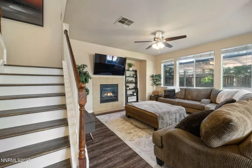 3818 Allegrini, Sparks, Nevada 89436, 4 Bedrooms Bedrooms, ,3 BathroomsBathrooms,Residential,Residential,Allegrini,250051746