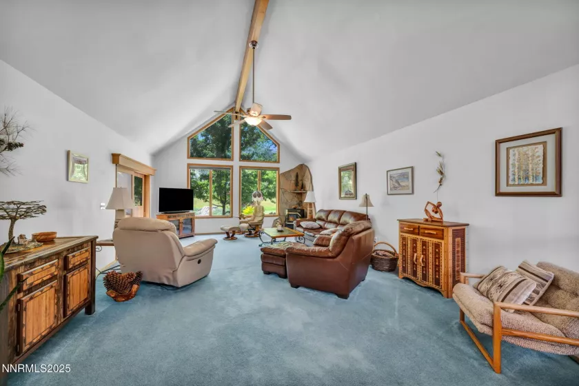 1008 Georgia, Gardnerville, Nevada 89460, 4 Bedrooms Bedrooms, ,4 BathroomsBathrooms,Residential,Residential,Georgia,250051750