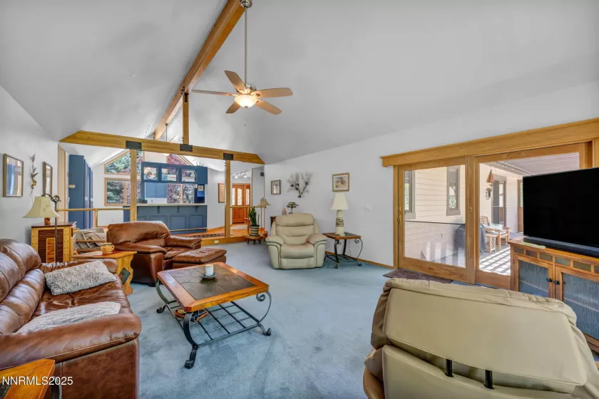 1008 Georgia, Gardnerville, Nevada 89460, 4 Bedrooms Bedrooms, ,4 BathroomsBathrooms,Residential,Residential,Georgia,250051750