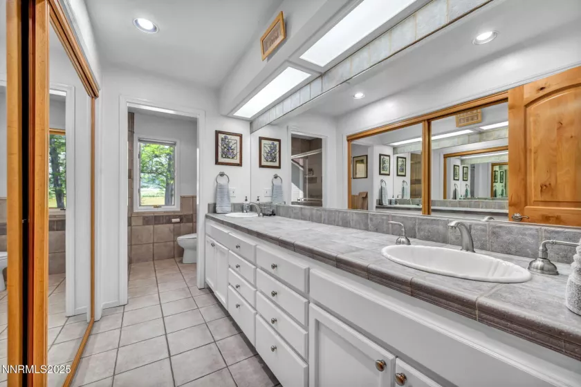 1008 Georgia, Gardnerville, Nevada 89460, 4 Bedrooms Bedrooms, ,4 BathroomsBathrooms,Residential,Residential,Georgia,250051750