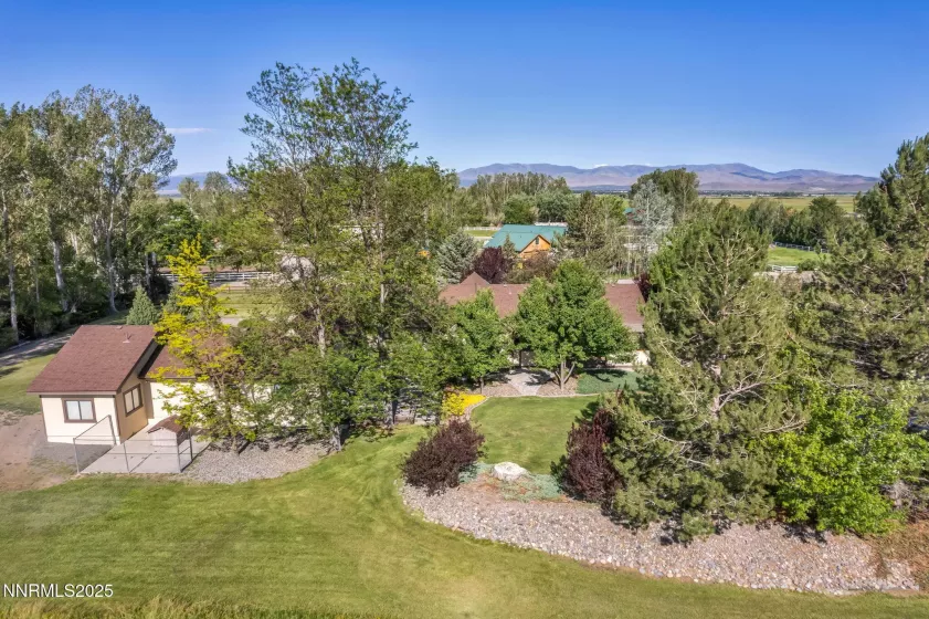 1008 Georgia, Gardnerville, Nevada 89460, 4 Bedrooms Bedrooms, ,4 BathroomsBathrooms,Residential,Residential,Georgia,250051750