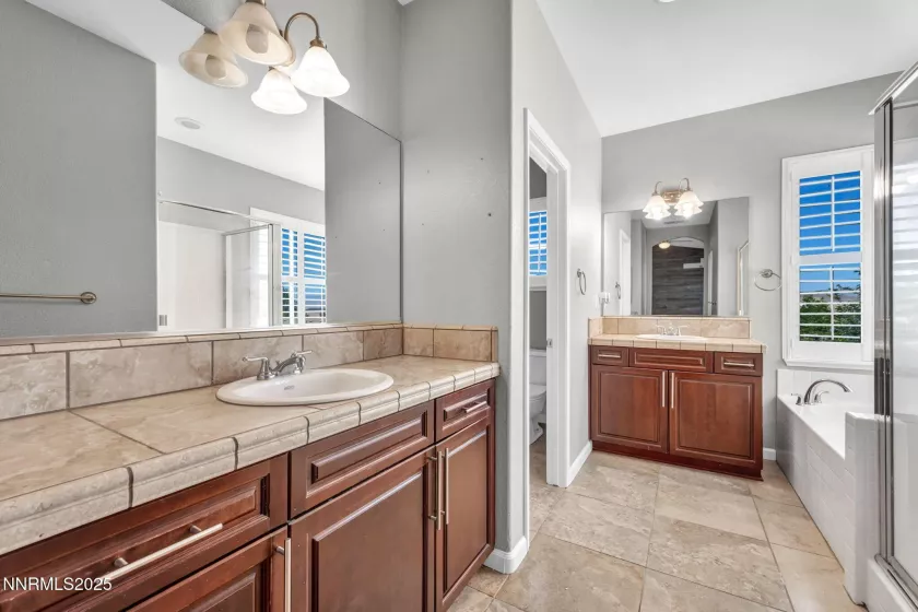 1720 Blue Oak, Fernley, Nevada 89408, 5 Bedrooms Bedrooms, ,3 BathroomsBathrooms,Residential,Residential,Blue Oak,250051751