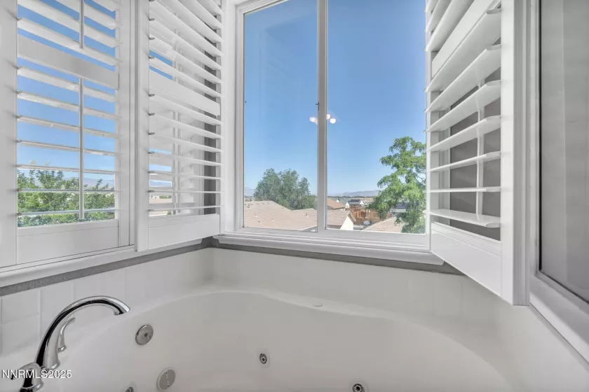 1720 Blue Oak, Fernley, Nevada 89408, 5 Bedrooms Bedrooms, ,3 BathroomsBathrooms,Residential,Residential,Blue Oak,250051751