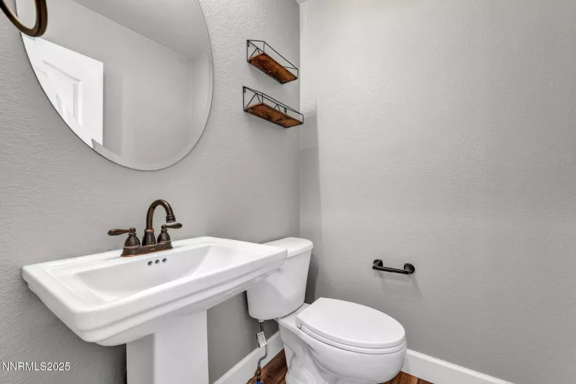 1720 Blue Oak, Fernley, Nevada 89408, 5 Bedrooms Bedrooms, ,3 BathroomsBathrooms,Residential,Residential,Blue Oak,250051751