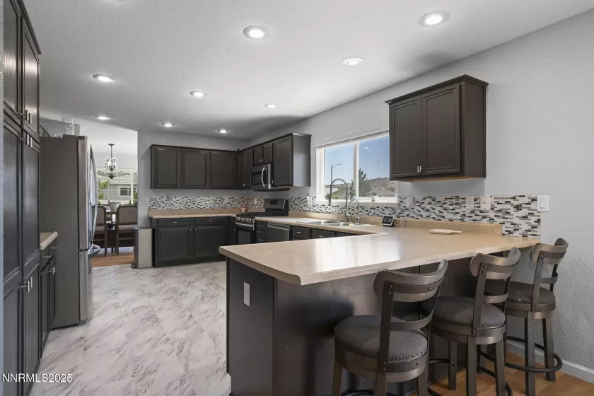 18204 Cedar View, Reno, Nevada 89508, 5 Bedrooms Bedrooms, ,3 BathroomsBathrooms,Residential,Residential,Cedar View,250051756