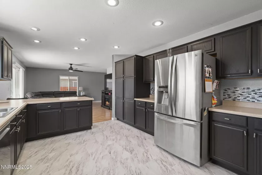 18204 Cedar View, Reno, Nevada 89508, 5 Bedrooms Bedrooms, ,3 BathroomsBathrooms,Residential,Residential,Cedar View,250051756