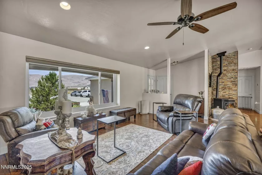 150 Brandon Ranch, Reno, Nevada 89510, 4 Bedrooms Bedrooms, ,3 BathroomsBathrooms,Residential,Residential,Brandon Ranch,250051763