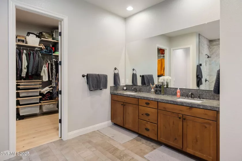 9885 Firefoot, Reno, Nevada 89521, 4 Bedrooms Bedrooms, ,3 BathroomsBathrooms,Residential,Residential,Firefoot,250051779