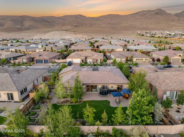 9885 Firefoot, Reno, Nevada 89521, 4 Bedrooms Bedrooms, ,3 BathroomsBathrooms,Residential,Residential,Firefoot,250051779
