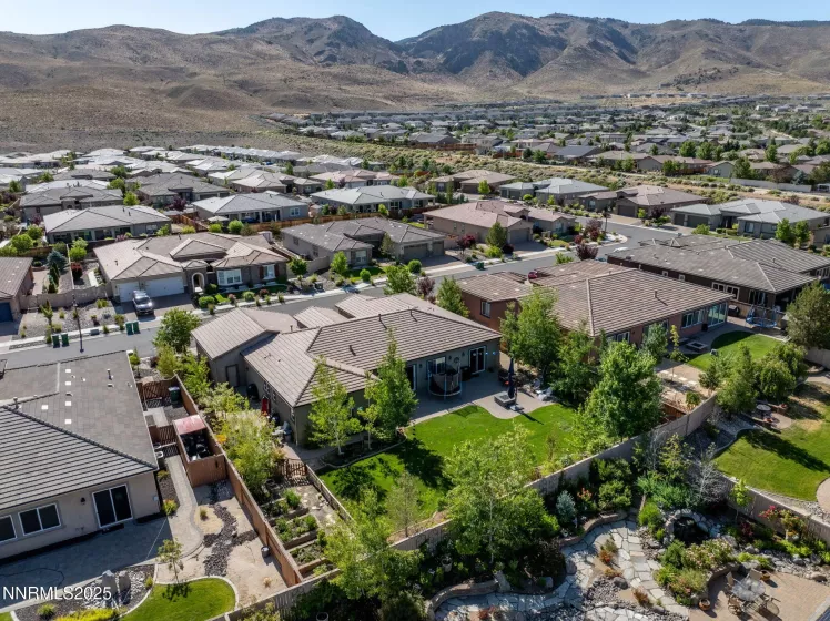 9885 Firefoot, Reno, Nevada 89521, 4 Bedrooms Bedrooms, ,3 BathroomsBathrooms,Residential,Residential,Firefoot,250051779