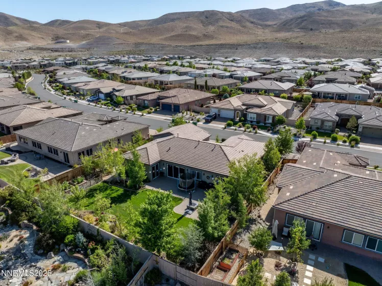 9885 Firefoot, Reno, Nevada 89521, 4 Bedrooms Bedrooms, ,3 BathroomsBathrooms,Residential,Residential,Firefoot,250051779
