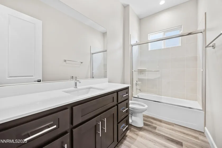 182 Commodore, Reno, Nevada 89523, 3 Bedrooms Bedrooms, ,3 BathroomsBathrooms,Residential,Residential,Commodore,250051780