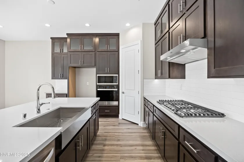 182 Commodore, Reno, Nevada 89523, 3 Bedrooms Bedrooms, ,3 BathroomsBathrooms,Residential,Residential,Commodore,250051780