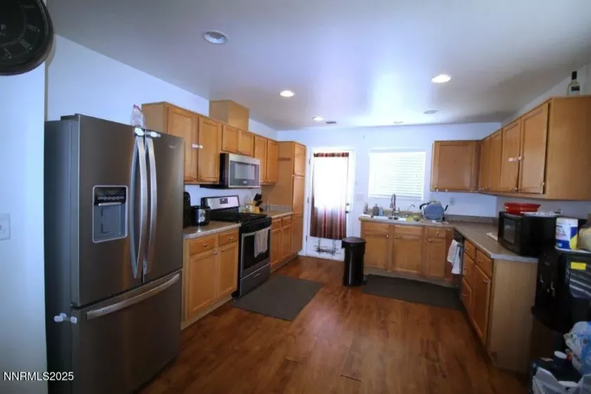 7378 Silver Dawn, Reno, Nevada 89506, 3 Bedrooms Bedrooms, ,2 BathroomsBathrooms,Residential,Residential,Silver Dawn,250051781