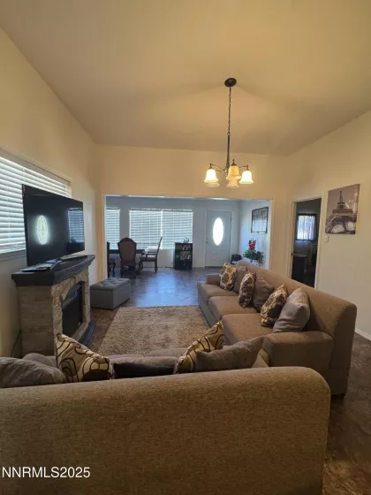 468 Maine, Fallon, Nevada 89406, 3 Bedrooms Bedrooms, ,2 BathroomsBathrooms,Residential,Residential,Maine,250051783