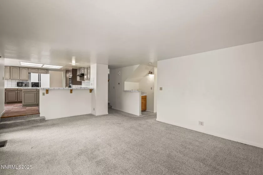 4950 San Diego, Sparks, Nevada 89436, 4 Bedrooms Bedrooms, ,3 BathroomsBathrooms,Residential,Residential,San Diego,250051787