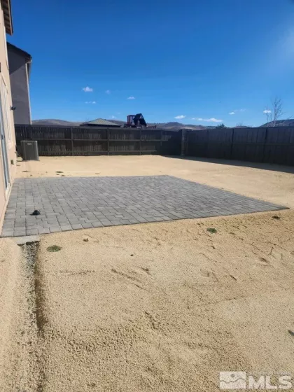 2025 Elk Falls, Sparks, Nevada 89436, 5 Bedrooms Bedrooms, ,3 BathroomsBathrooms,Residential Lease,Manufactured,Elk Falls,250051791
