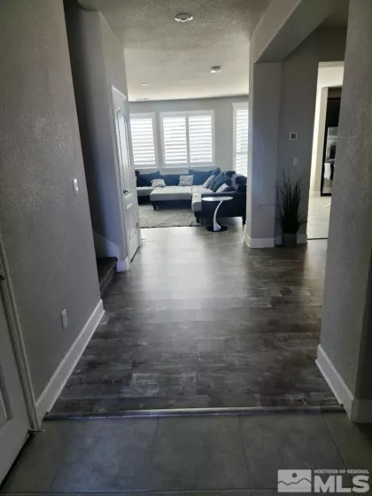 2025 Elk Falls, Sparks, Nevada 89436, 5 Bedrooms Bedrooms, ,3 BathroomsBathrooms,Residential Lease,Manufactured,Elk Falls,250051791