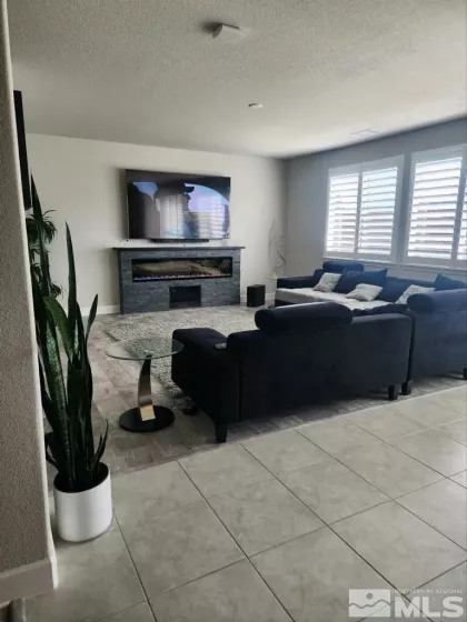 2025 Elk Falls, Sparks, Nevada 89436, 5 Bedrooms Bedrooms, ,3 BathroomsBathrooms,Residential Lease,Manufactured,Elk Falls,250051791