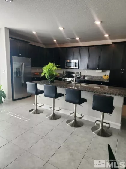 2025 Elk Falls, Sparks, Nevada 89436, 5 Bedrooms Bedrooms, ,3 BathroomsBathrooms,Residential Lease,Manufactured,Elk Falls,250051791