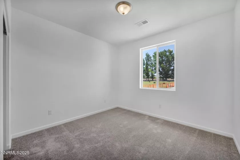multi-jen bedroom