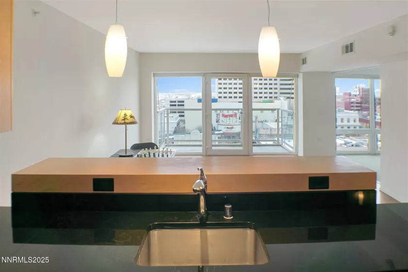 255 Sierra, Reno, Nevada 89501, 1 Bedroom Bedrooms, ,1 BathroomBathrooms,Residential Lease,Manufactured,Sierra,250051792