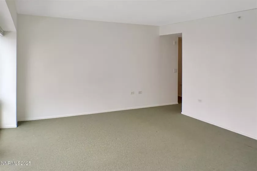 255 Sierra, Reno, Nevada 89501, 1 Bedroom Bedrooms, ,1 BathroomBathrooms,Residential Lease,Manufactured,Sierra,250051792