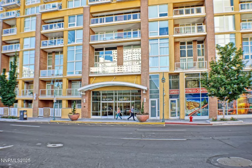 255 Sierra, Reno, Nevada 89501, 1 Bedroom Bedrooms, ,1 BathroomBathrooms,Residential Lease,Manufactured,Sierra,250051792