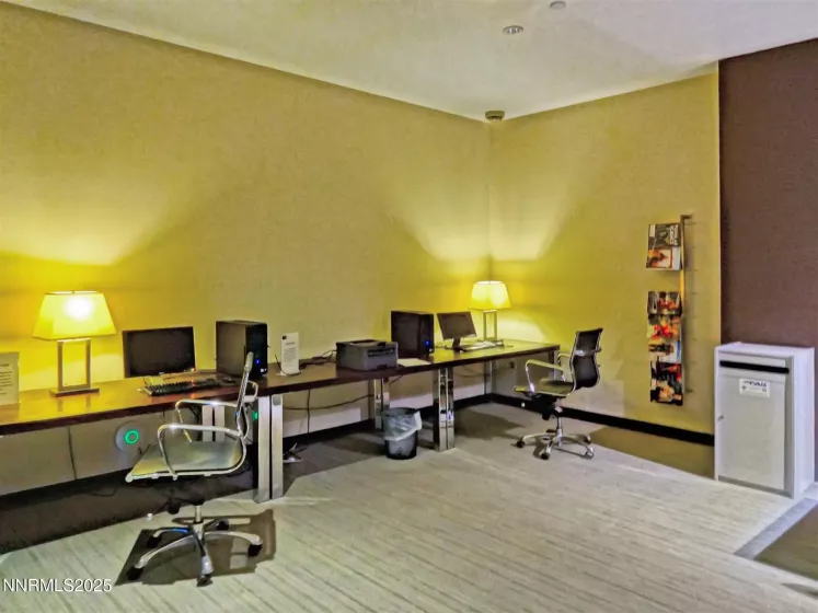 255 Sierra, Reno, Nevada 89501, 1 Bedroom Bedrooms, ,1 BathroomBathrooms,Residential Lease,Manufactured,Sierra,250051792