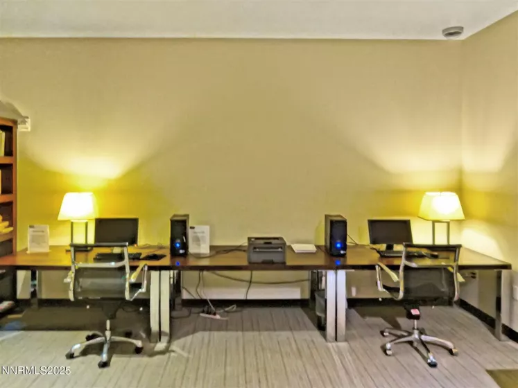 255 Sierra, Reno, Nevada 89501, 1 Bedroom Bedrooms, ,1 BathroomBathrooms,Residential Lease,Manufactured,Sierra,250051792