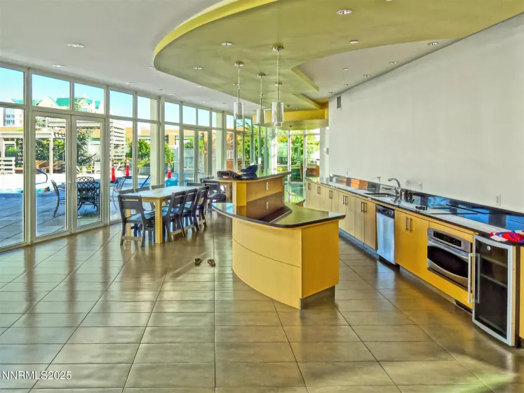 255 Sierra, Reno, Nevada 89501, 1 Bedroom Bedrooms, ,1 BathroomBathrooms,Residential Lease,Manufactured,Sierra,250051792