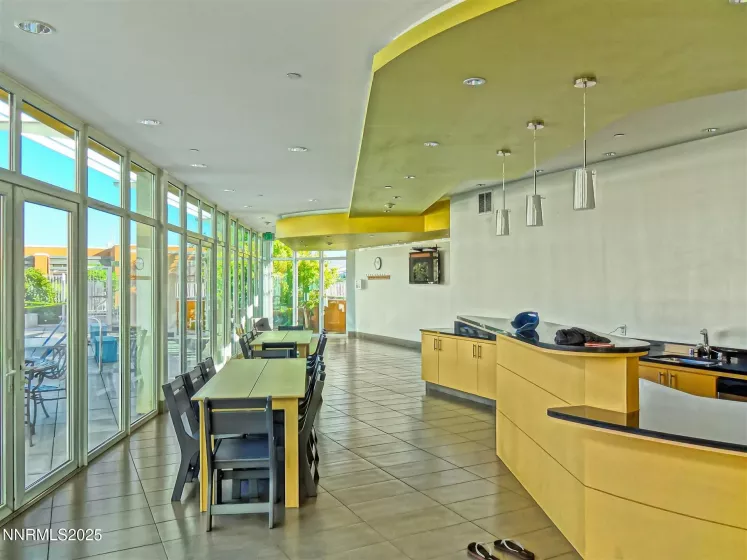 255 Sierra, Reno, Nevada 89501, 1 Bedroom Bedrooms, ,1 BathroomBathrooms,Residential Lease,Manufactured,Sierra,250051792