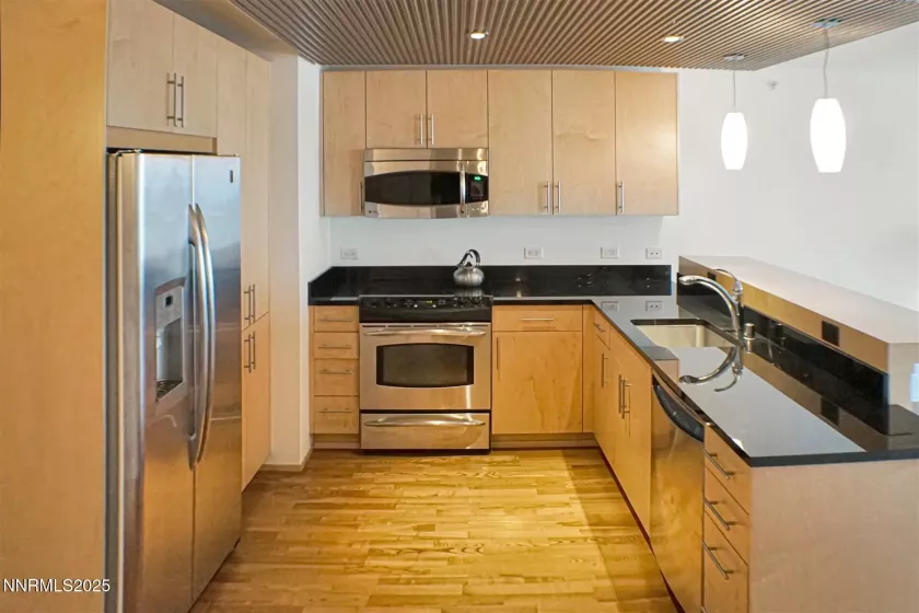 255 Sierra, Reno, Nevada 89501, 1 Bedroom Bedrooms, ,1 BathroomBathrooms,Residential Lease,Manufactured,Sierra,250051792
