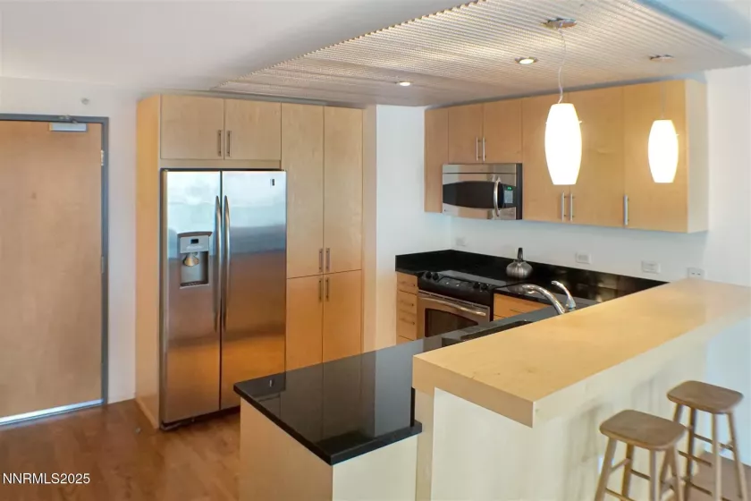255 Sierra, Reno, Nevada 89501, 1 Bedroom Bedrooms, ,1 BathroomBathrooms,Residential Lease,Manufactured,Sierra,250051792