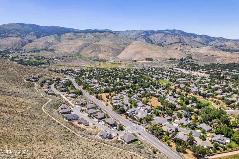 2092 Canterbury, Carson City, Nevada 89703, 4 Bedrooms Bedrooms, ,5 BathroomsBathrooms,Residential,Residential,Canterbury,250051795